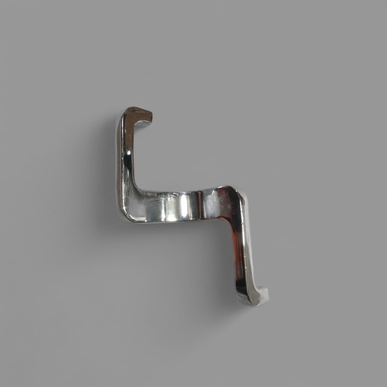 Zigzag Dual Hook Cabinet Handle